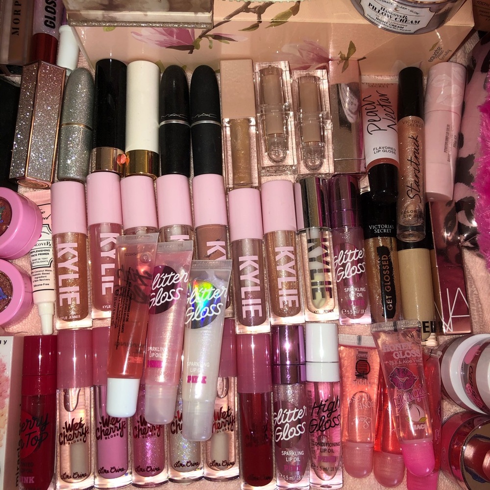 Victoria’s Secret Kylie Cosmetics Lime Crime gloss
